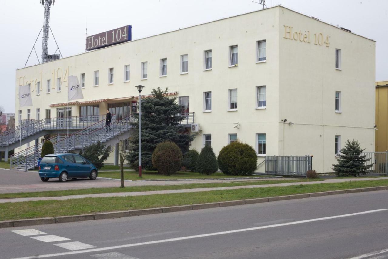 Hotel 104 Stargard Szczecinski Exterior photo